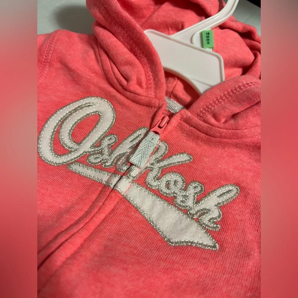 🆕OSHKOSH - 18M - NWT - 2PC SET - INFANT GIRLS CORAL PINK ZIP UP HOODIE AND PANTS - Picture 3 of 8